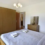 Spacious Flat With Terrace In شقة أوماغ