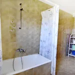 Spacious Flat With Terrace In