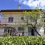 Spacious Flat With Terrace In Ουμάγκ