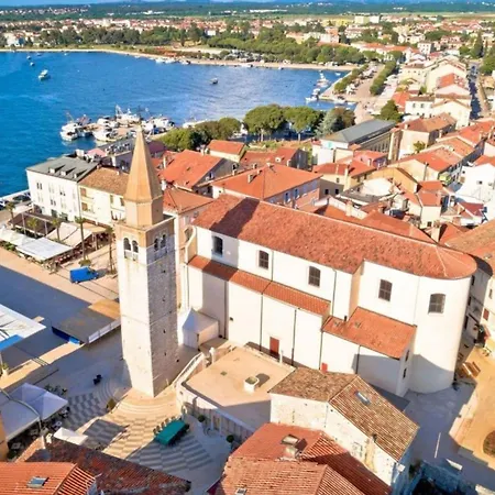 Spacious Flat With Terrace In * Umag