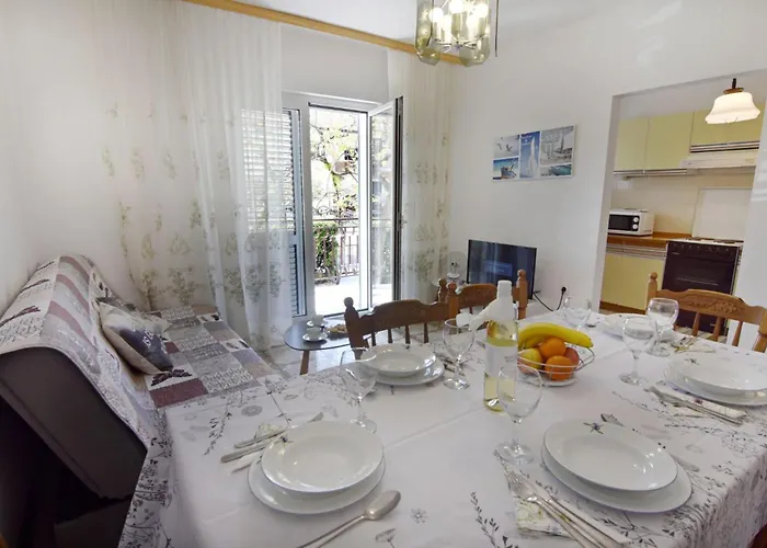 Appartement Spacious Flat With Terrace In Umag